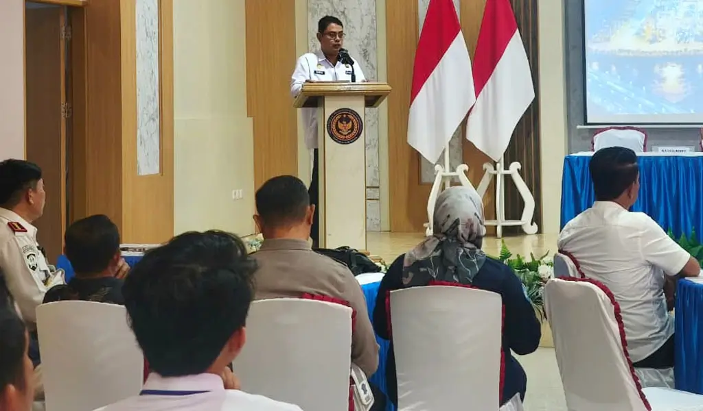 Kakanwil Ditjenpas Sulteng, Bagus Kurniawan menyampaikan sambutan pad apembukaan Sosialisasi KUHAP Baru dan Nasional di Lapas Palu, Rabu (25/2/2026). (©Ditjenpas Sutleng)