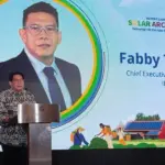 CEO IESR Fabby Tumiwa pada peluncuran Kajian Rencana Pembangunan PLTS 100 GW di Jakarta, Senin (23/2/2026). (©IESR)