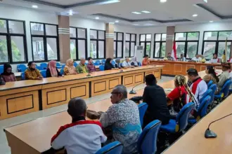 Pembukaan Diklat Risma di Ruang rapat Bantaya, Palu, Jumat (13/2/2026). (©Prokopim Setda Kota Palu/Jufri)