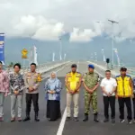 Foto bersama usai peresemian pemanfaatan Jembatan Palu IV dan Elevated Road di palu, Jumat (13/2/2026). (©Prokopim Setda Kota Palu/Jufri)