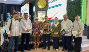 Kota Palu Raih “Menuju Kota Bersih”, Boyong 3 Kendaraan Sampah