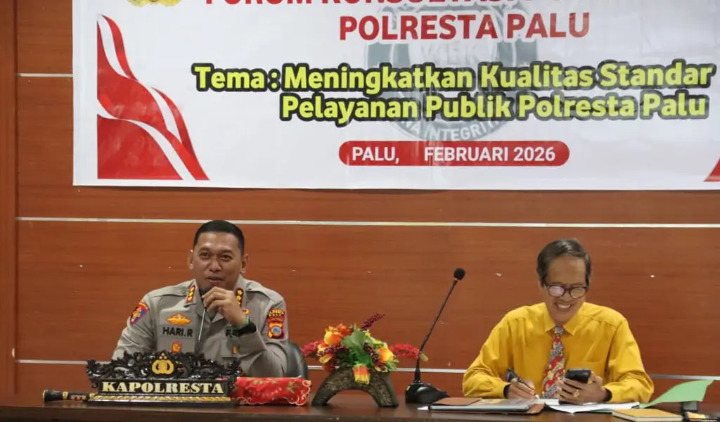 Kapolresta Palu Kombes Pol. Hari Rosena pada Forum Konsultasi Publik di Palu, Rabu (25/2/2026). (©Humas Polresta Palu)