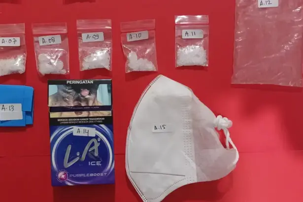 Barang bukti diduga sabu yang diamankan aparat Polisi, Jumat (27/2/2026). (©Humas Polresta Palu)