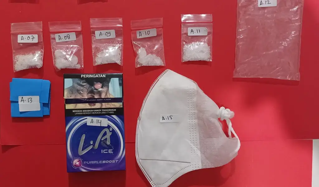 Barang bukti diduga sabu yang diamankan aparat Polisi, Jumat (27/2/2026). (©Humas Polresta Palu)