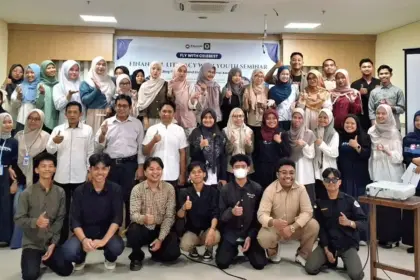 Foto bersama usai Financial Literacy with Yout di UIN Datokarama Palu, Selasa (3/2/2026). (©Celebest)