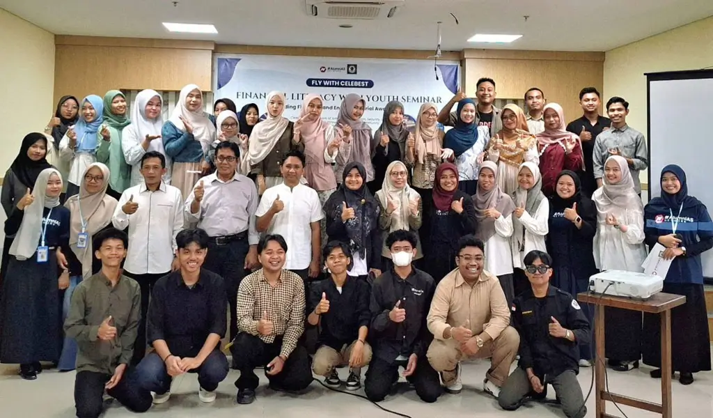 Celebest Gelar Seminar Literasi Keuangan untuk Anak Muda Palu