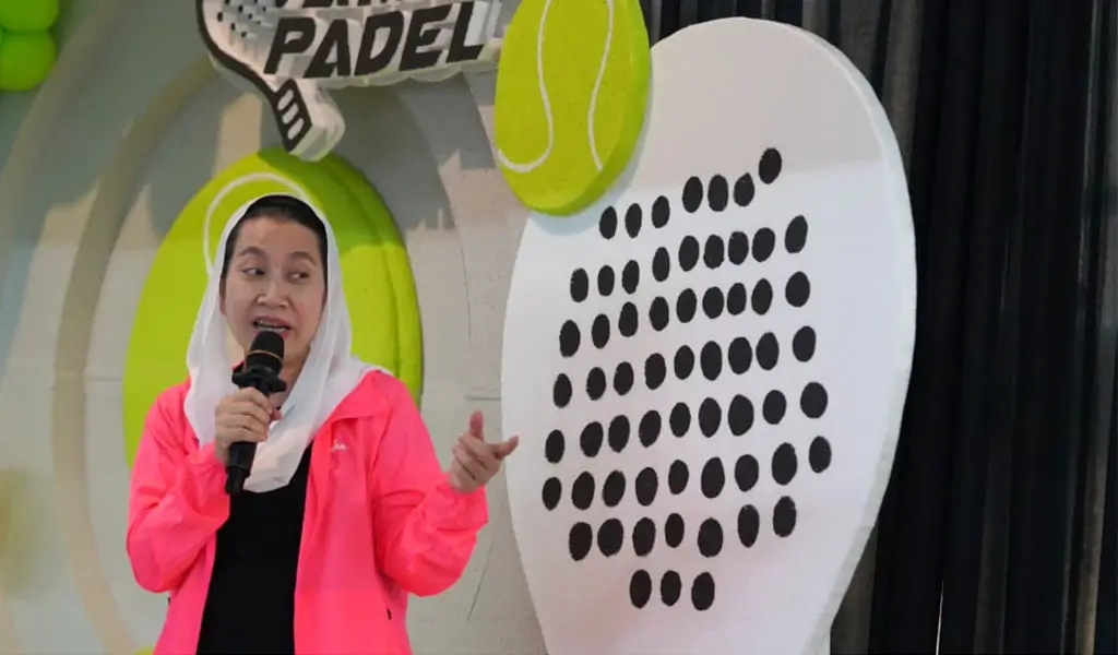 Wawali Imleda Liliana Muhidin pada peresmian Vamoz Padel di Palu, Sabtu (7/2/2026). (©Prokopim Setda Kota Palu/Jufri)
