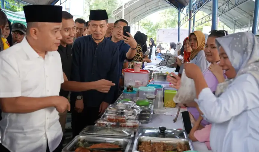 Pasar Ramadhan tahun lalu di Palu. (©Prokopim Setda Kota Palu)
