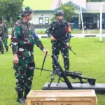 Danrem 132/Tadulako Brigjen TNI Deni Gunawan pada pembukaan Latihan Proglatsi Satgas Sistem Blok (PSSB) Satgas Pamtas RI–PNG Yonif 714/Sintuwu Maroso di Poso, Kamis (5/3/2026). (©Penrem_132/Tdl)