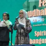Sekda Kota Palu Irmayanti menutup Festival Raudhah yang berlangsung sejak 28/3, Senin (30/3/2026). (©Prokopim Setda Kota Palu/Imron)