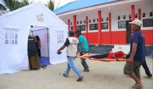 PLN UPT Palu dan Rumah Dua Jari Perkuat Kesiapsiagaan Banjir Bandang di Desa Rogo