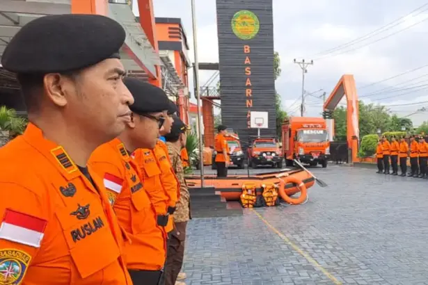 Apel Siaga SAR Khusus Lebaran 2026 di halaman Kantor Pencarian dan Pertolongan Palu, Jumat (13/3/2026). (©Basarnas Palu)