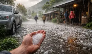 Hujan Es Gegerkan Warga Lembah Napu Poso, BMKG Jelaskan Penyebabnya
