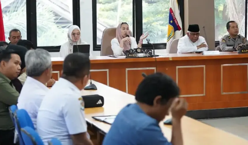 Wawali Kota Palu Imleda Liliana Muhidin memimpin rapat persiapan Festival Raudhah di Palu, Rabu (11/3/2026). (©Prokopim Setda Kota Palu/Jufri)