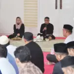 Wali Kota, Wawali Kota, dan Sekot pada rapat bersama Camat dan Lurah se Kota Palu di Rujab Wali Kota Palu, Selasa (3/3/2026). (©Prokopim Setda Kota Palu/Imron)