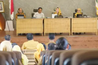 Wawali Imelda bersama Sekot Irmayanti pada Rembuk Stunting di Auditorium Kantor Wali Kota PAlu, Selasa (10/3/2026). (©Prokopim Setda Kota Palu/Jufri)