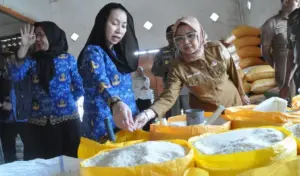 Sidak Jelang Lebaran, Wakil Wali Kota Palu Pastikan Stok Bahan Pokok Aman