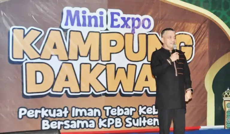 Wali Kota Hadianto Rasyid pada pembukaan Mini Expo Kampung Dakwah di palu, Rabu (11/3/2026). (©Prokopim Setda Kota Palu/Imron)