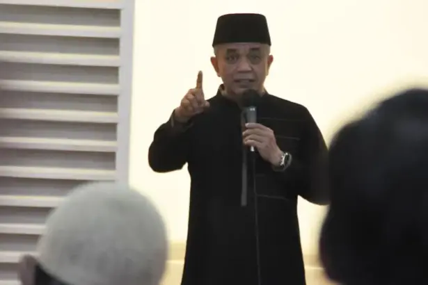 Wali Kota Palu Hadianto Rasyid pada buka puasa bersama para Ketua RT dan RW se-Kecamatan Palu Barat dan Kecamatan Tawaeli di Rumah Jabatan Wali Kota Palu, Rabu (11/3/2026). (©Prokopim Setda Kota Palu/Imron)