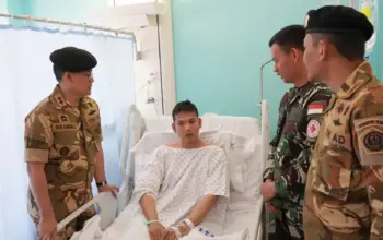 Komandan PMPP TNI Kunjungi Prajurit Terluka di Beirut