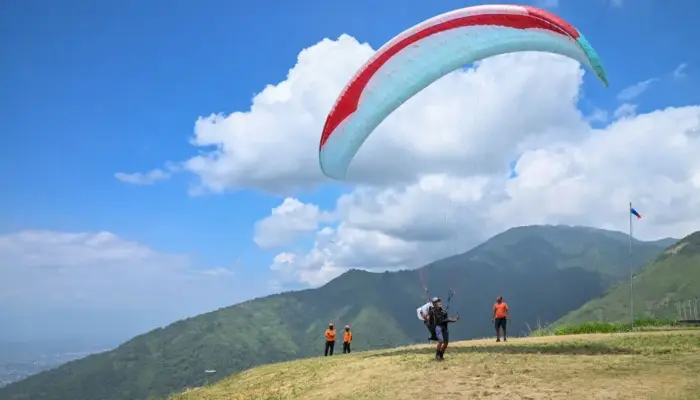 Palu Tuan Rumah Kejuaraan Paralayang Internasional IPXC 2026 Seri Perdana