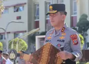 Kapolda Sulteng, Irjen Pol Endi Sutendi menyampaikan amanat pada upacara peringatan Hari Kesadaran Nasional di Mapolda Sulteng, Jumat (17/4/2026). (©Humas Polda Sulteng)