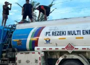 Truk tangki yang memuat BBM subsidi tanpa dokumen di Morowali Utara. (©Humas Polda Sulteng)