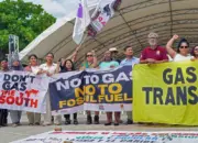 Protes pada Konferensi First Conference on Transitioning Away from Fossil Fuels di Santa Maria, Kolombia. (©SP Palu)