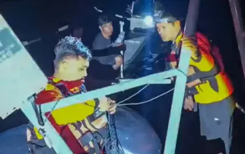 Mati Mesin, Tim SAR Temukan Nelayan Selamat di Pulau Lutungan