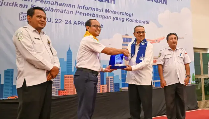 Jamin Keselamatan Udara, BMKG Gelar Sekolah Lapang Meteorologi Penerbangan di Palu