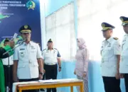 Kakanwil Ditkenpas Sulteng Bagus Kurniawan melantik pelabat di lingkup Kanwil Ditjenpas Sulteng, Sabtu (11/4/2026). (©Humas Ditjenpas Sulteng)