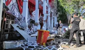 Satu Tewas Tertimpa Reruntuhan Akibat Gempa 7,6 M di Manado