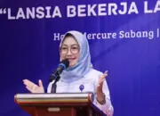 Plt. Dirjen Binapenta dan PKK Kemnaker, Estiarty Haryani pada Workshop "Inklusi untuk Semua: Lansia Bekerja, Lansia Sejahtera" di Jakarta, Rabu (15/4/2026). (©Humas Kemnaker)