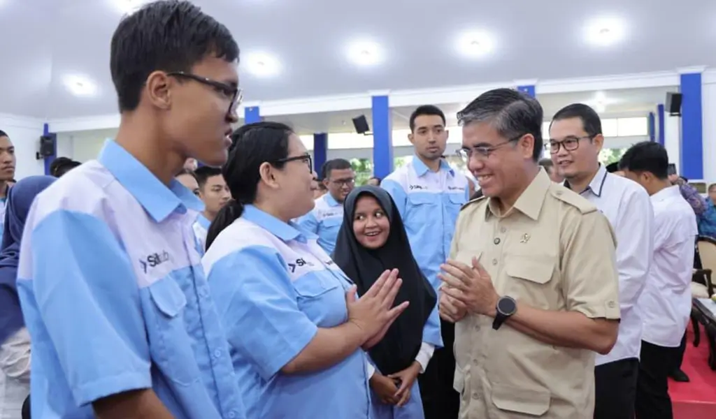 Menaker Yassierli pada kick-off Program Pelatihan Vokasi Nasional Batch I Tahun 2026 di Bekasi, Jabar, Rabu (8/4/2026). (©Humas Kemnaker)