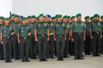 Sejumlah perwira TNI AD yang naik pangkat. (©Pendam 23/PW)