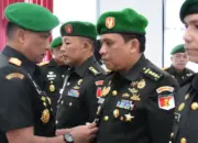 Pangdam) XXIII/Palaka Wira, Mayor Jenderal TNI J. Binsar P. Sianipar melantik sejumlah pejabat di lingkungan Kodam XXIII/Palaka Wira, Sabtu (25/4/2026). (©Onedam 23/PW)