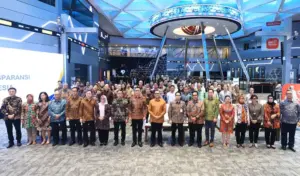 Seremonial penuntasa agenda reformasi oleh OJK, BEI dan KSEI di Jakarta. (©OJK)