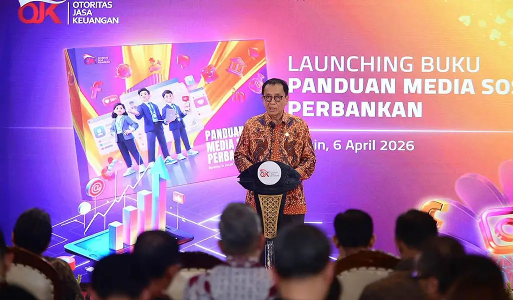 Kepala Eksekutif Pengawas Perbankan OJK Dian Ediana Rae pada peluncuran buku panduan medsos perbankan di Jakarta, Senin (6/4/2026). (©OJK)