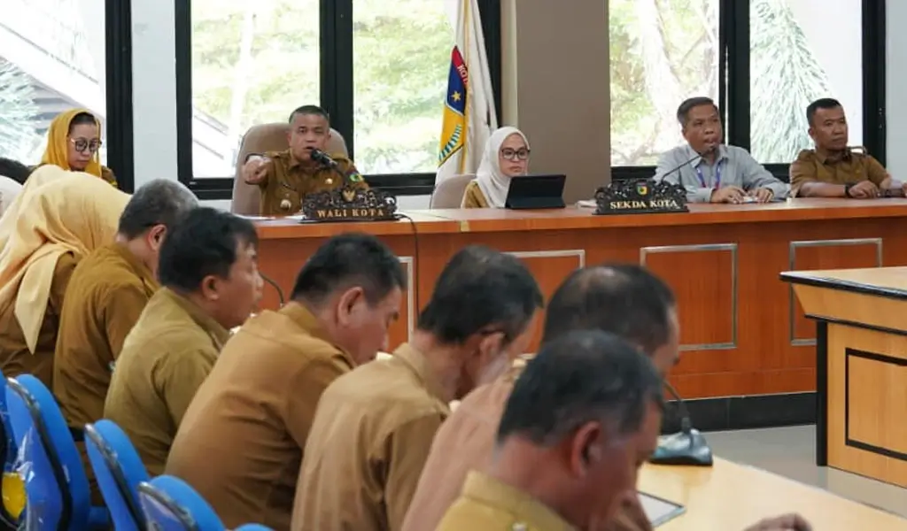 FGD tentang E-Office dipimpin Wali Kota Palu, Hadianto Rasyid, Senin (6/4/2026). (©Prokopim Setda Kota Palu/Jufri)