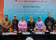 Foto bersama usai pembukaan Seminar Literasi FInansial di Palu, Selasa (21/4/2026). (©Prokopim Setda Kota Palu/Jufri)