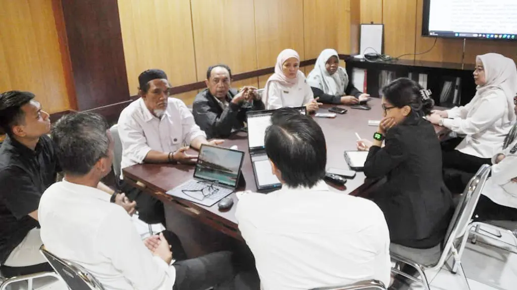Suasana Rakor pengukuran kompetensi bagi calon pekerja dari kelompok rentan di Ruang Rapat Bappeda Palu, Rabu (29/4/2026). (©Prokopim Setda Kota Palu/Imron)