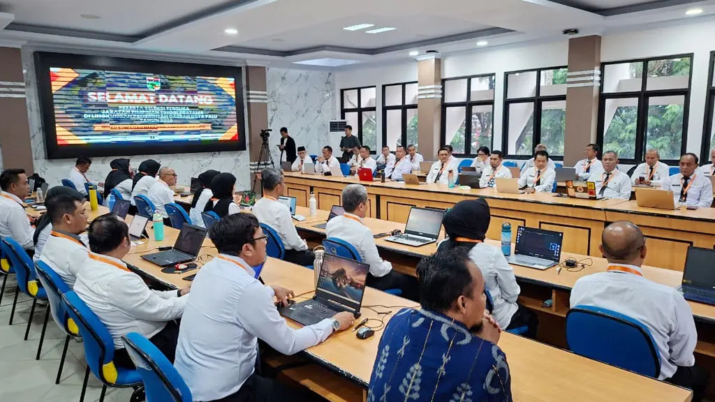 Sejumlah peserta mengikuti seleksi jabatan pimpinan tinggi pratama lingkup Pemkot Palu, Jumat (24/4/2026). (©Prokopim Setda Kota Palu/Jufri)