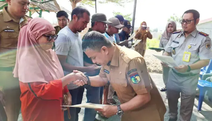 180 Warga Balaroa Terima Sertifikat Hunian Tetap