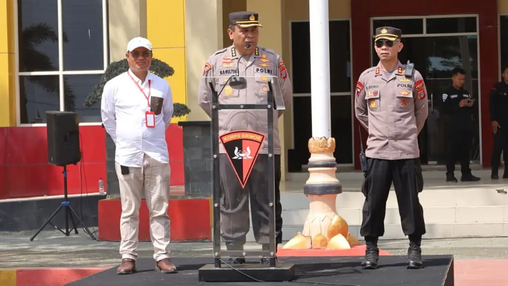 Karoops Polda Sulteng Kombes Pol Giuseppe Reinhard Gultom pada apel perdana pengamanan Hari Paskah Nasional 2026 di lapangan Mako Brimob Biromaru, Sigi, Sabtu 25/04/2026, (©Humas Polda Sulteng)
