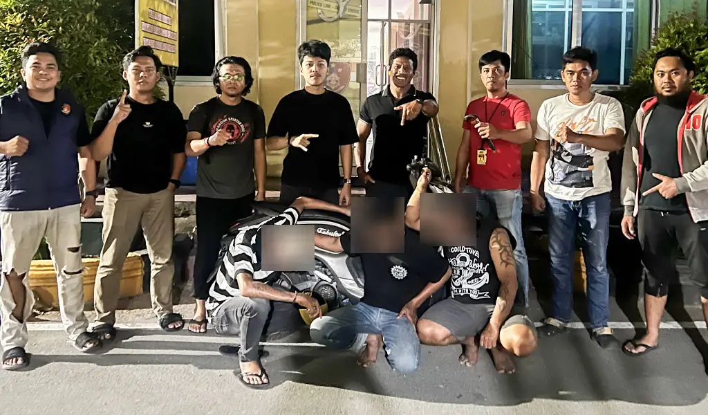 Tersangka curanmor yang menyamar sebagai debt collector di Mapolresta Palu, Senin (6/4/2026). (©Humas Polresta Palu)