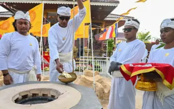 Pengecoran Keempat Rupang Buddha Nusantara di Vihara Karunadipa Palu