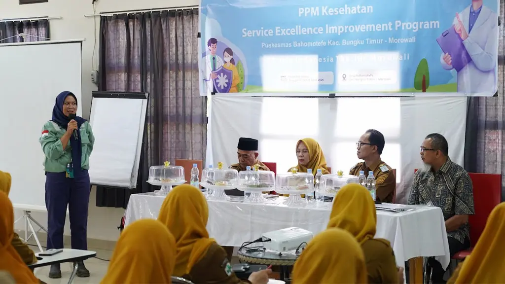 Peluncuran Service Excellence Improvement Program bagi tenaga kesehatan dan staf Puskesmas Bahomotefe. (©PT Vale Indoensia)
