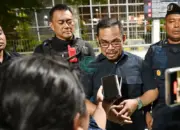KaLapas Kelas IIA Palu, Makmur (kedua kanan) memberikan keterangan kepada wartawan, Minggu (24/5/2026). (©bmzIMAGES/Basri Marzuki)
