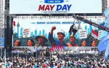 Presiden Prabowo mengumumkan berbagai peraturan baru terkait ketenagakerjaan pada peringatan May Day di jakarta, Jumat (1/5/2026). (©Humas Kemnaker)