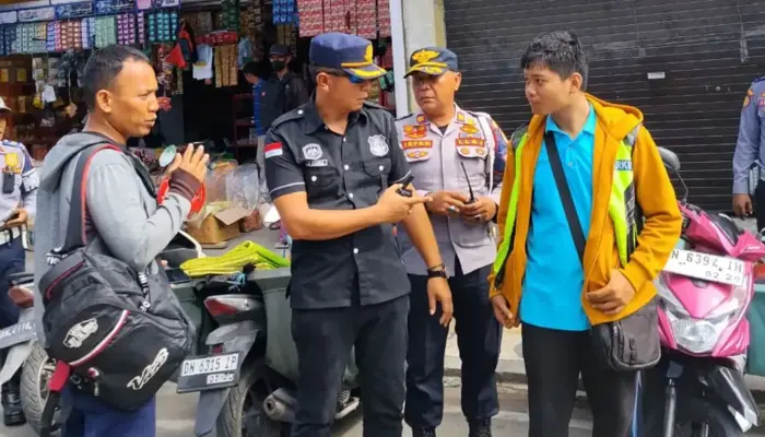 Dishub Kota Palu Giatkan Penertiban Parkir Liar